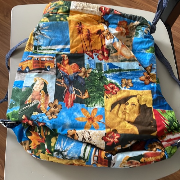 Adorable Backpack - Picture 4 of 4